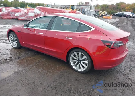 2018 Tesla Model 3 Long Range/Mid Range из США, поврежденный, VIN 5YJ3E1EA4JF052255